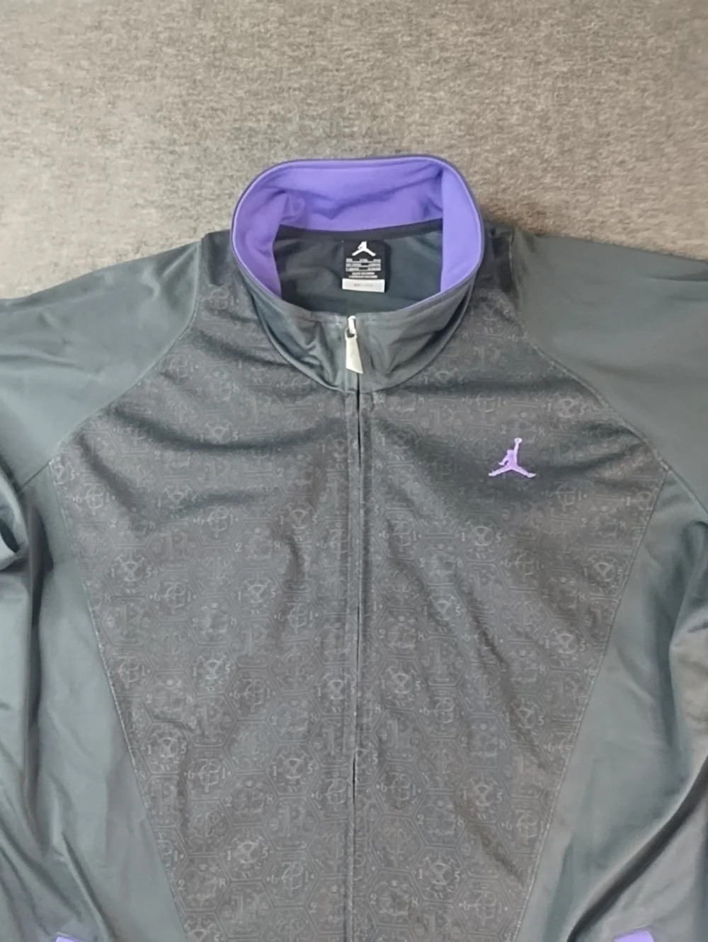 Jordan Jump man Men’s Black & Purple Full-Zip Track Jacket